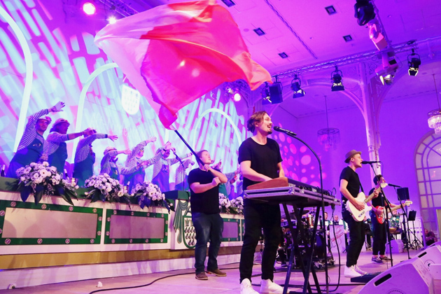 01 2018 maedchensitzung 2014 karneval koeln